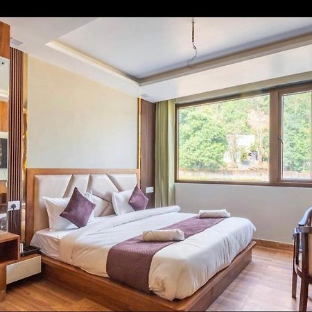 Hotel & Hostel Vimal Ganga Rishīkesh Zewnętrze zdjęcie