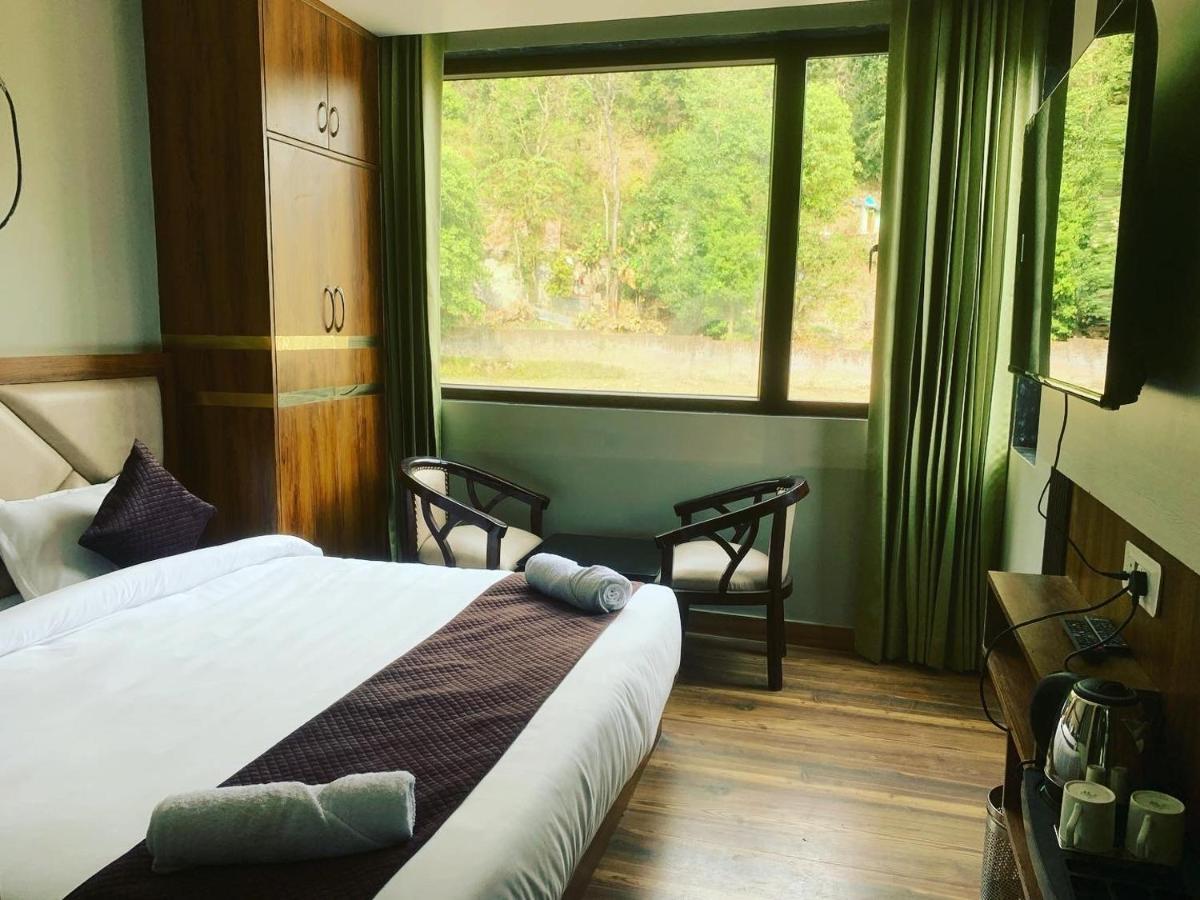 Hotel & Hostel Vimal Ganga Rishīkesh Zewnętrze zdjęcie