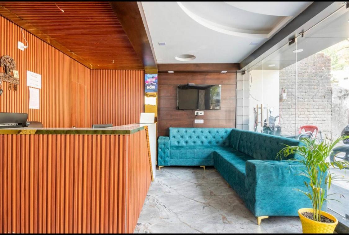 Hotel & Hostel Vimal Ganga Rishīkesh Zewnętrze zdjęcie
