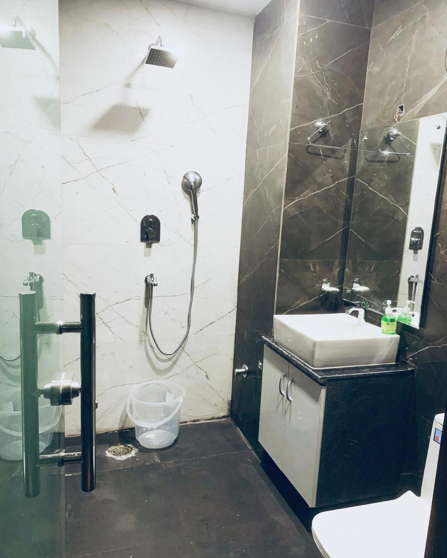 Hotel & Hostel Vimal Ganga Rishīkesh Zewnętrze zdjęcie