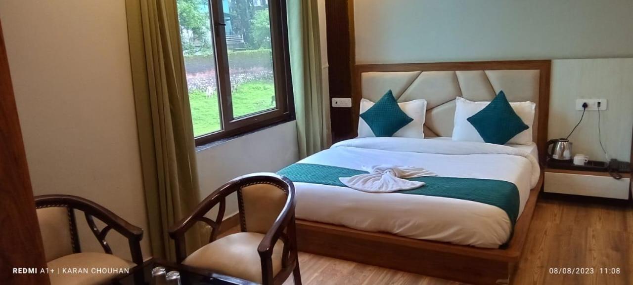 Hotel & Hostel Vimal Ganga Rishīkesh Zewnętrze zdjęcie